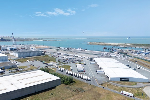 Le Groupe Conhexa célèbre 50 ans avec un entrepôt frigorifique automatisé de pointe à Dunkerque