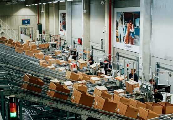 ID4Fashion: libérez une capacité d'entrepôt massive de 42 000 m² en France pour la croissance de votre entreprise