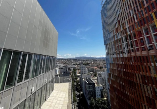 Immobilier d'entreprise Aix-Marseille: la logistique en plein essor, le bureau et l'industriel en retrait